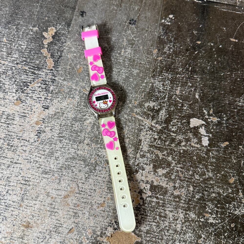 Hello Ketty Watch- Silver Case, Pink Band, 2013, In Working Order